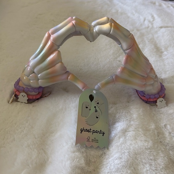 Summerween Pink Halloween Skeleton Heart Hands Ghost Bracelet Pastel Rainbow NEW - Picture 1 of 10